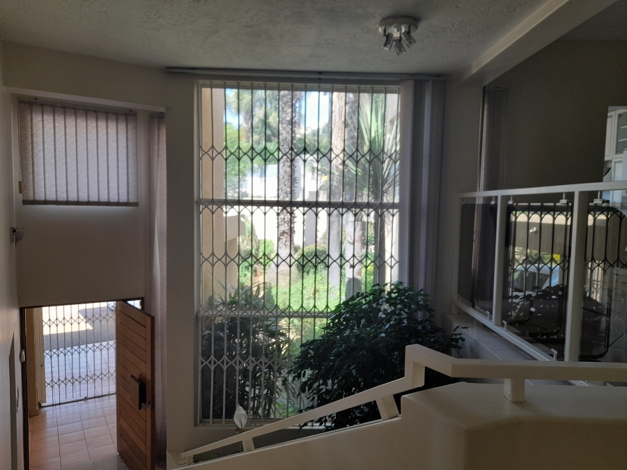 4 Bedroom Property for Sale in Bassonia Gauteng