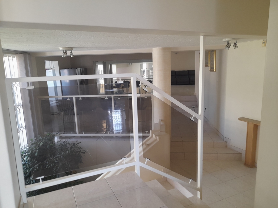 4 Bedroom Property for Sale in Bassonia Gauteng