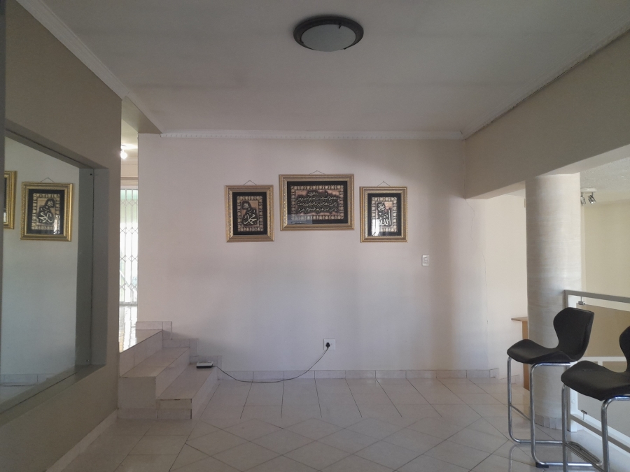 4 Bedroom Property for Sale in Bassonia Gauteng