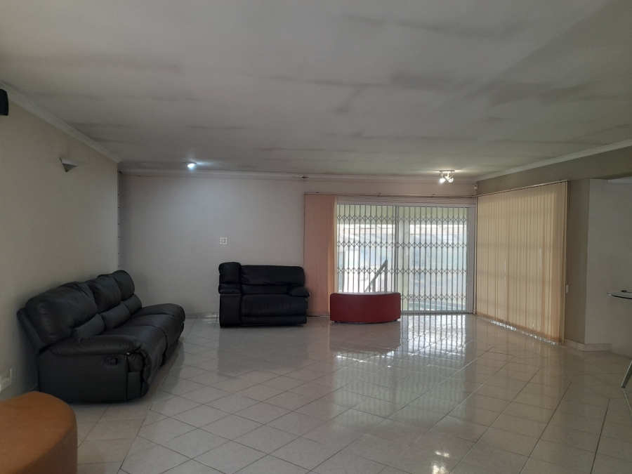 4 Bedroom Property for Sale in Bassonia Gauteng