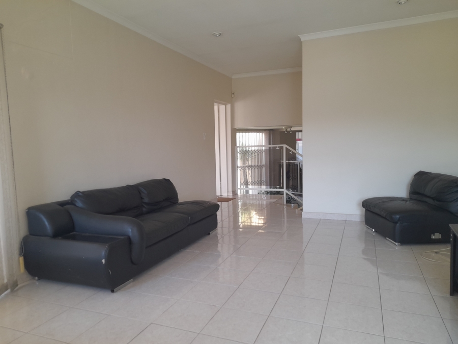 4 Bedroom Property for Sale in Bassonia Gauteng