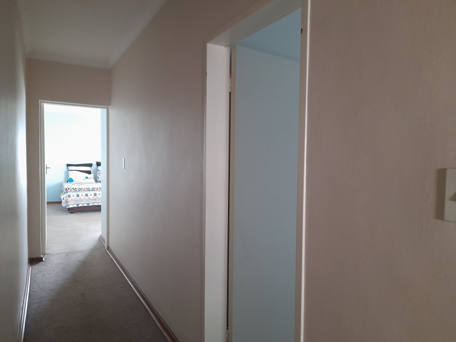 4 Bedroom Property for Sale in Bassonia Gauteng
