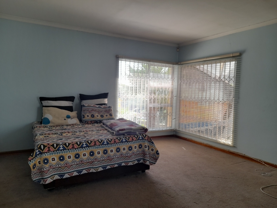 4 Bedroom Property for Sale in Bassonia Gauteng