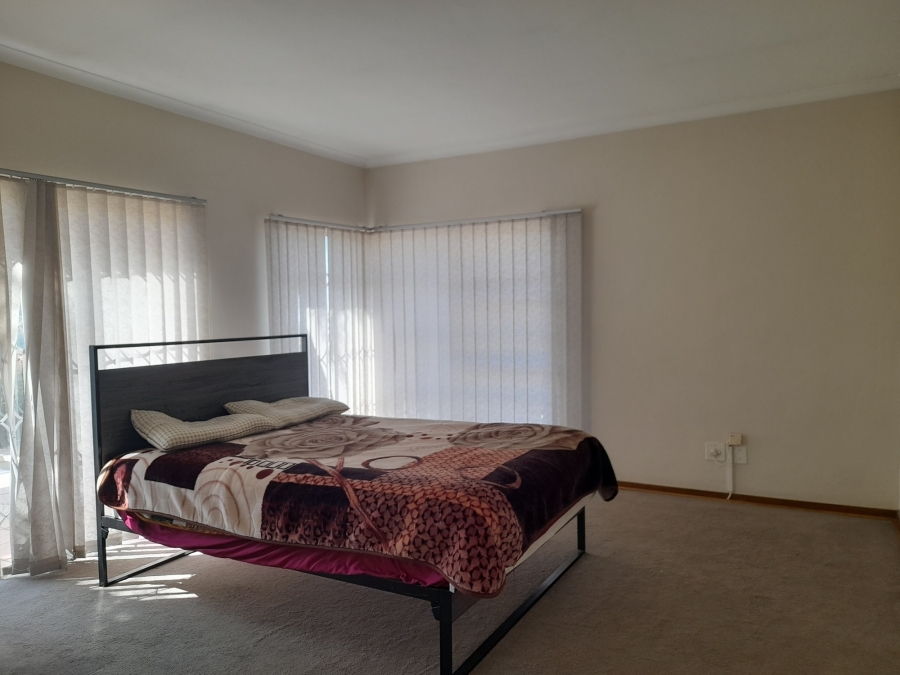4 Bedroom Property for Sale in Bassonia Gauteng