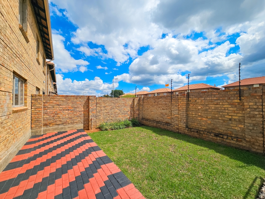 3 Bedroom Property for Sale in Annlin Gauteng