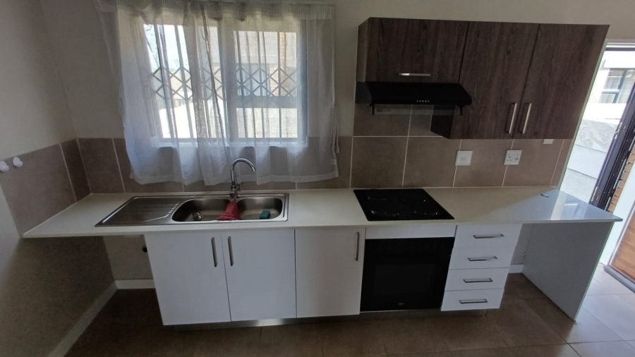 To Let 2 Bedroom Property for Rent in Albertsdal Gauteng