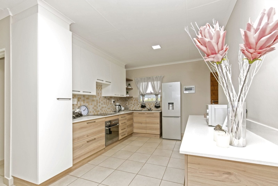 To Let 1 Bedroom Property for Rent in Montana Gauteng