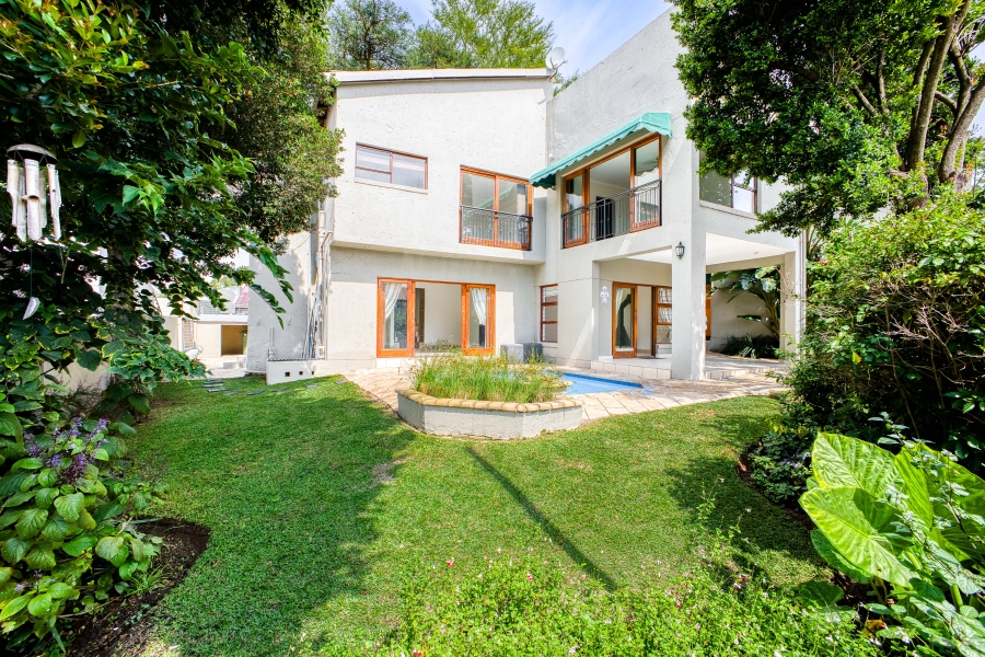 4 Bedroom Property for Sale in Magaliessig Gauteng