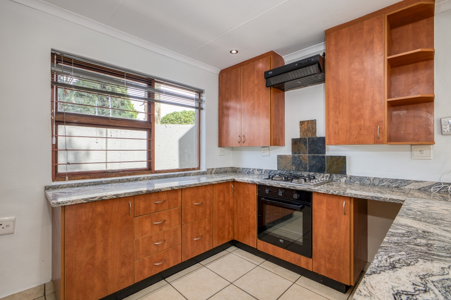 4 Bedroom Property for Sale in Magaliessig Gauteng