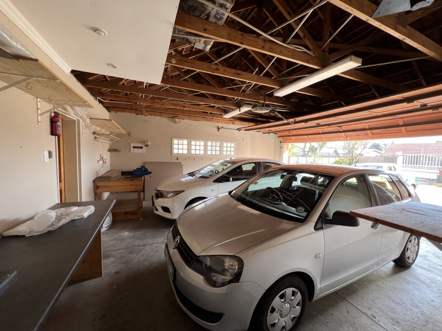 To Let 3 Bedroom Property for Rent in Brackenhurst Gauteng