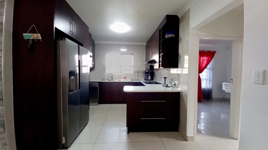 2 Bedroom Property for Sale in Parkrand Gauteng