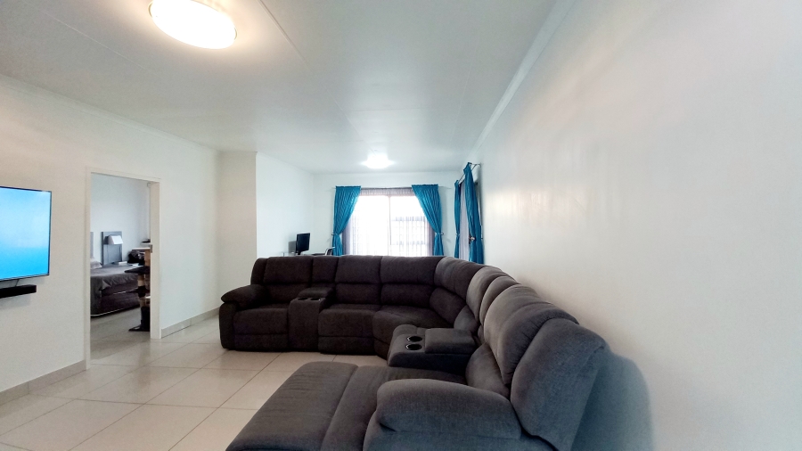 2 Bedroom Property for Sale in Parkrand Gauteng