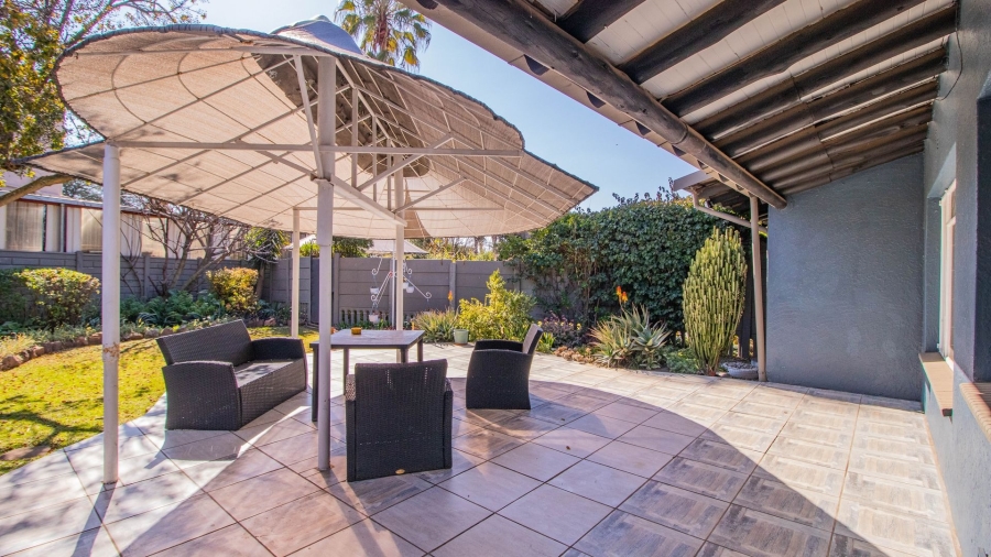 3 Bedroom Property for Sale in Glen Marais Gauteng