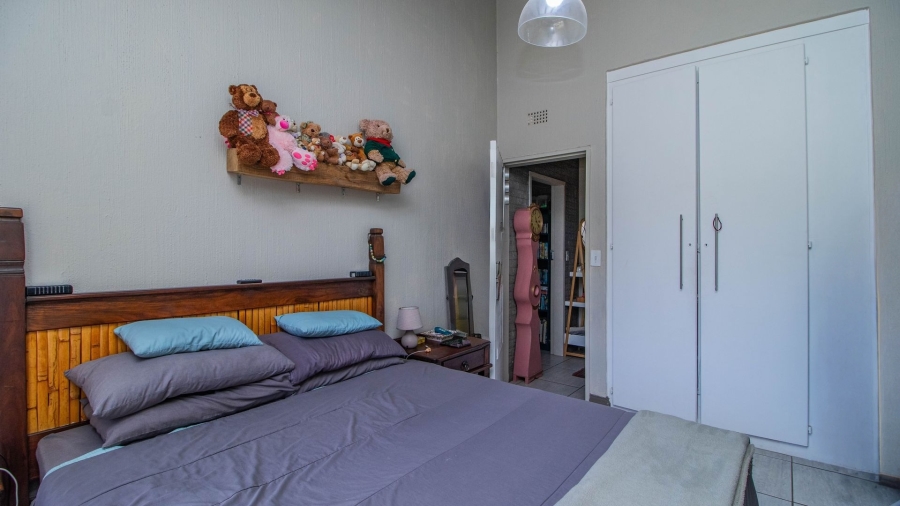 3 Bedroom Property for Sale in Glen Marais Gauteng