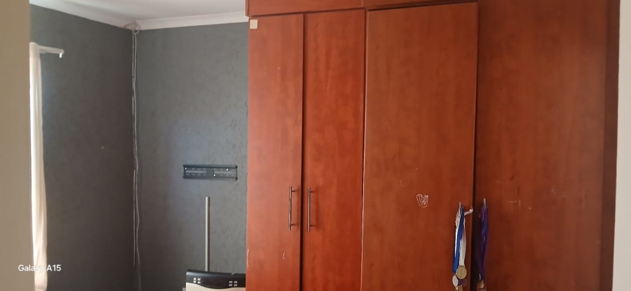 3 Bedroom Property for Sale in Nellmapius Gauteng