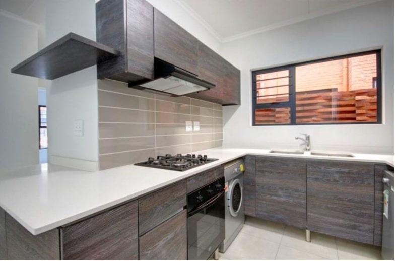 To Let 3 Bedroom Property for Rent in Olivedale Gauteng