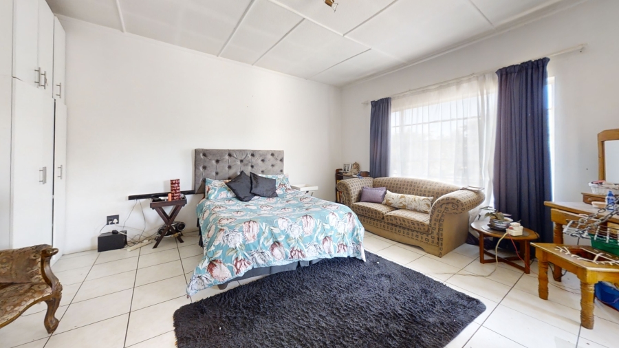 1 Bedroom Property for Sale in Lambton Gauteng