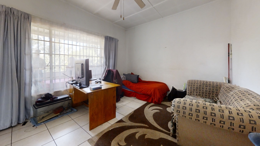 1 Bedroom Property for Sale in Lambton Gauteng