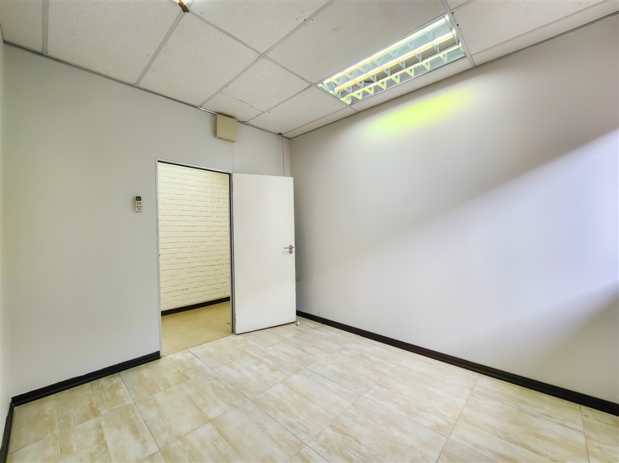 To Let Commercial Property for Rent in Ruimsig Gauteng