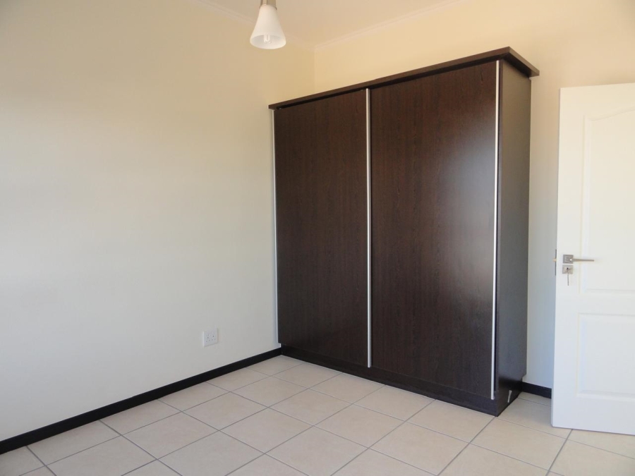 2 Bedroom Property for Sale in Greenstone Hill Gauteng
