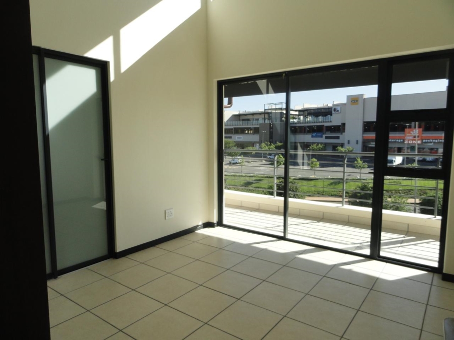 2 Bedroom Property for Sale in Greenstone Hill Gauteng