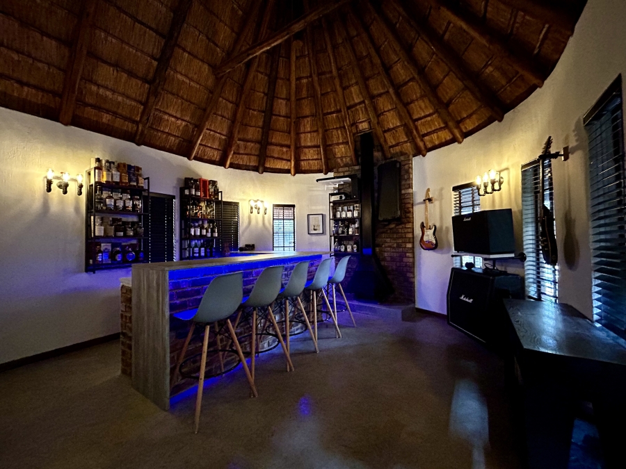 5 Bedroom Property for Sale in Glen Austin Gauteng