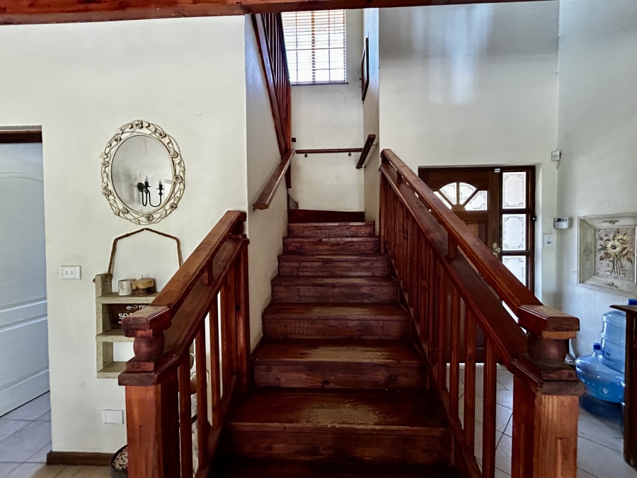 5 Bedroom Property for Sale in Glen Austin Gauteng