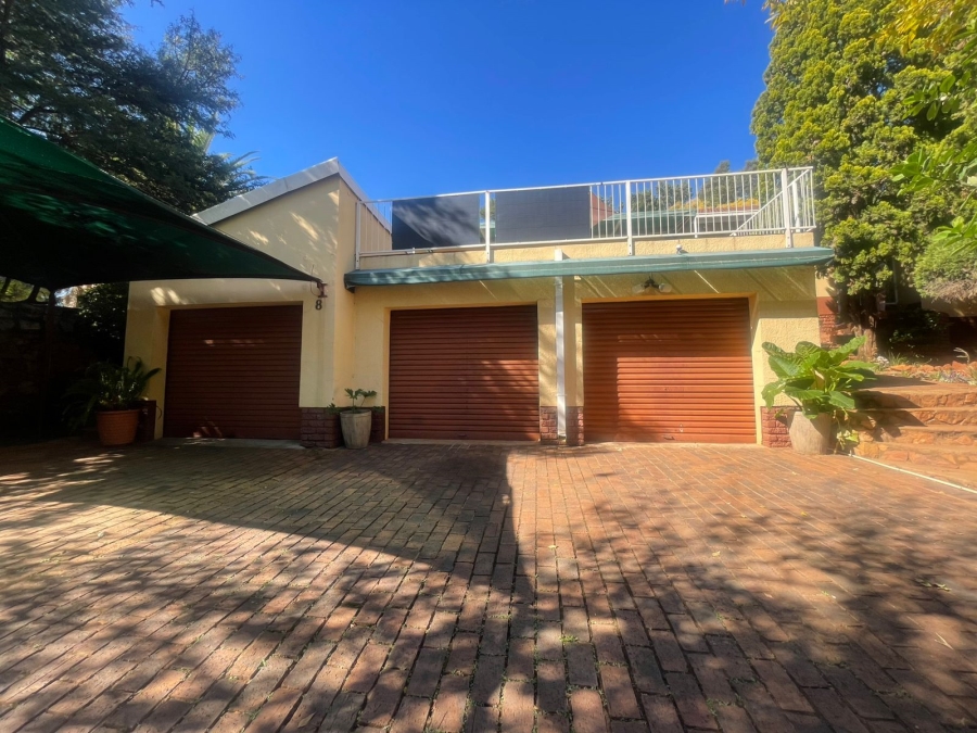5 Bedroom Property for Sale in Wilro Park Gauteng