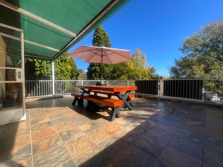 5 Bedroom Property for Sale in Wilro Park Gauteng