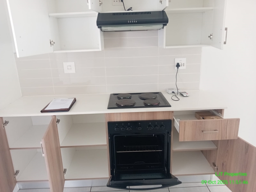 To Let 2 Bedroom Property for Rent in Witfield Gauteng