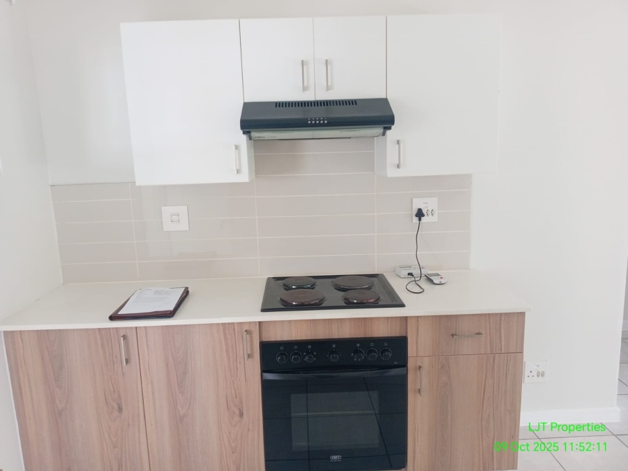 To Let 2 Bedroom Property for Rent in Witfield Gauteng