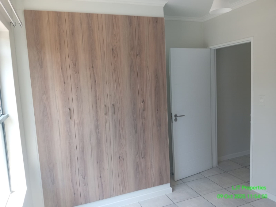 To Let 2 Bedroom Property for Rent in Witfield Gauteng