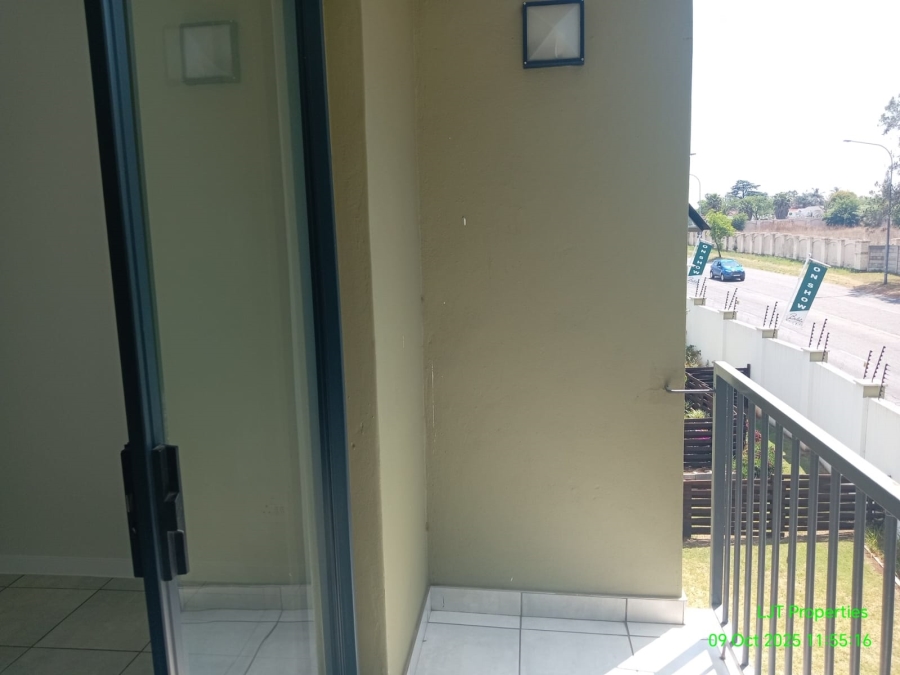To Let 2 Bedroom Property for Rent in Witfield Gauteng