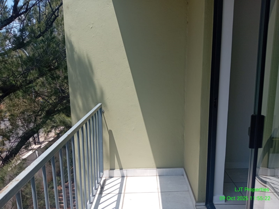 To Let 2 Bedroom Property for Rent in Witfield Gauteng