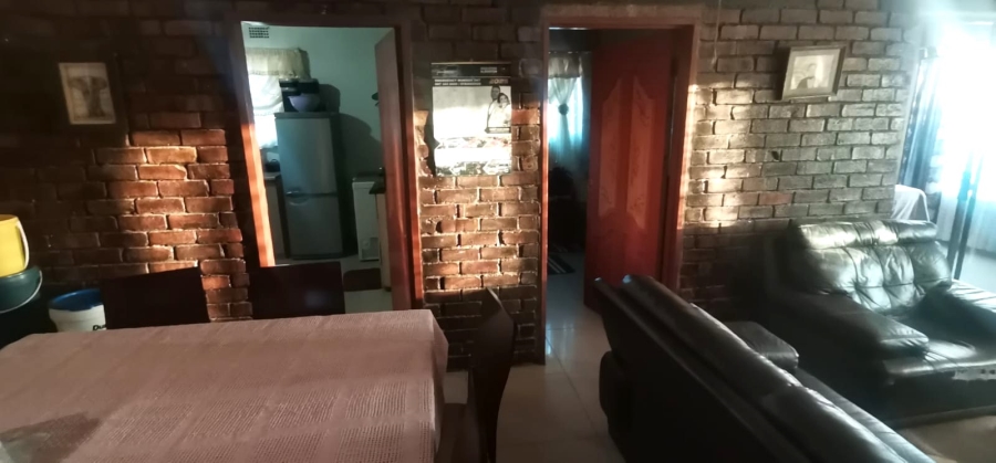 4 Bedroom Property for Sale in Masetjhaba View Gauteng