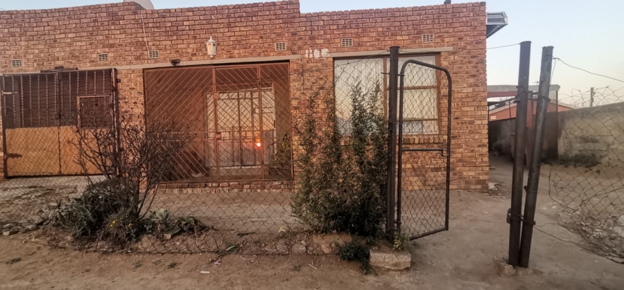 4 Bedroom Property for Sale in Masetjhaba View Gauteng