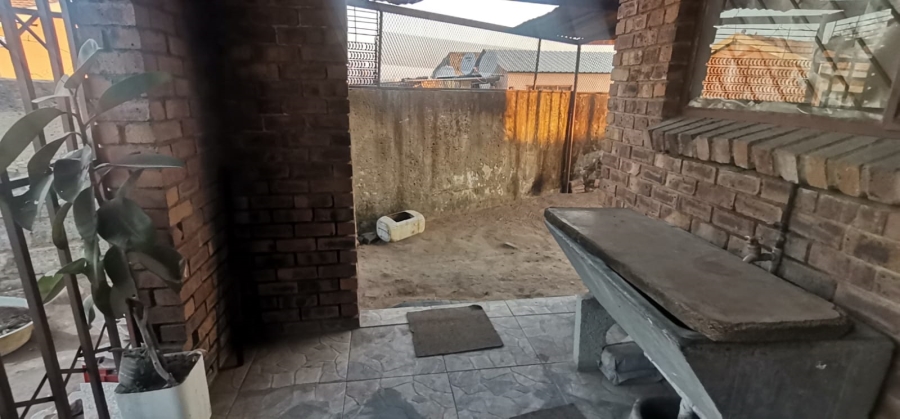 4 Bedroom Property for Sale in Masetjhaba View Gauteng