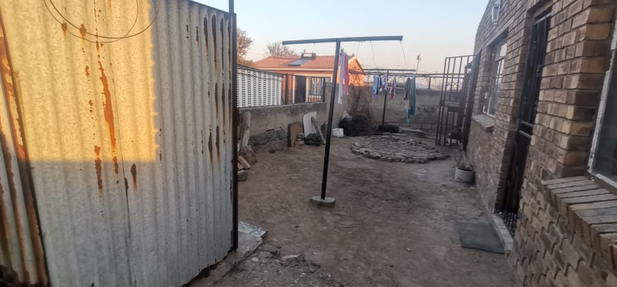 4 Bedroom Property for Sale in Masetjhaba View Gauteng