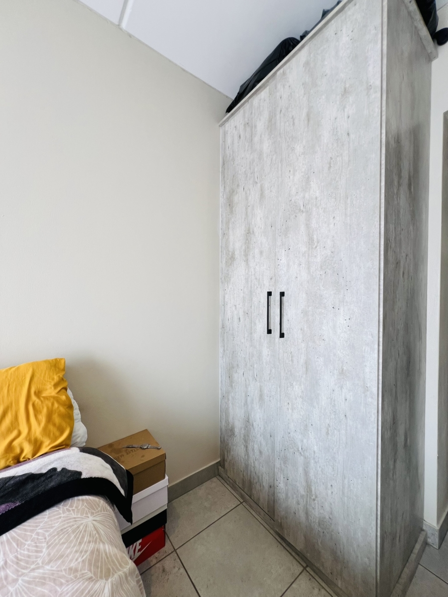 1 Bedroom Property for Sale in Whiteridge Gauteng