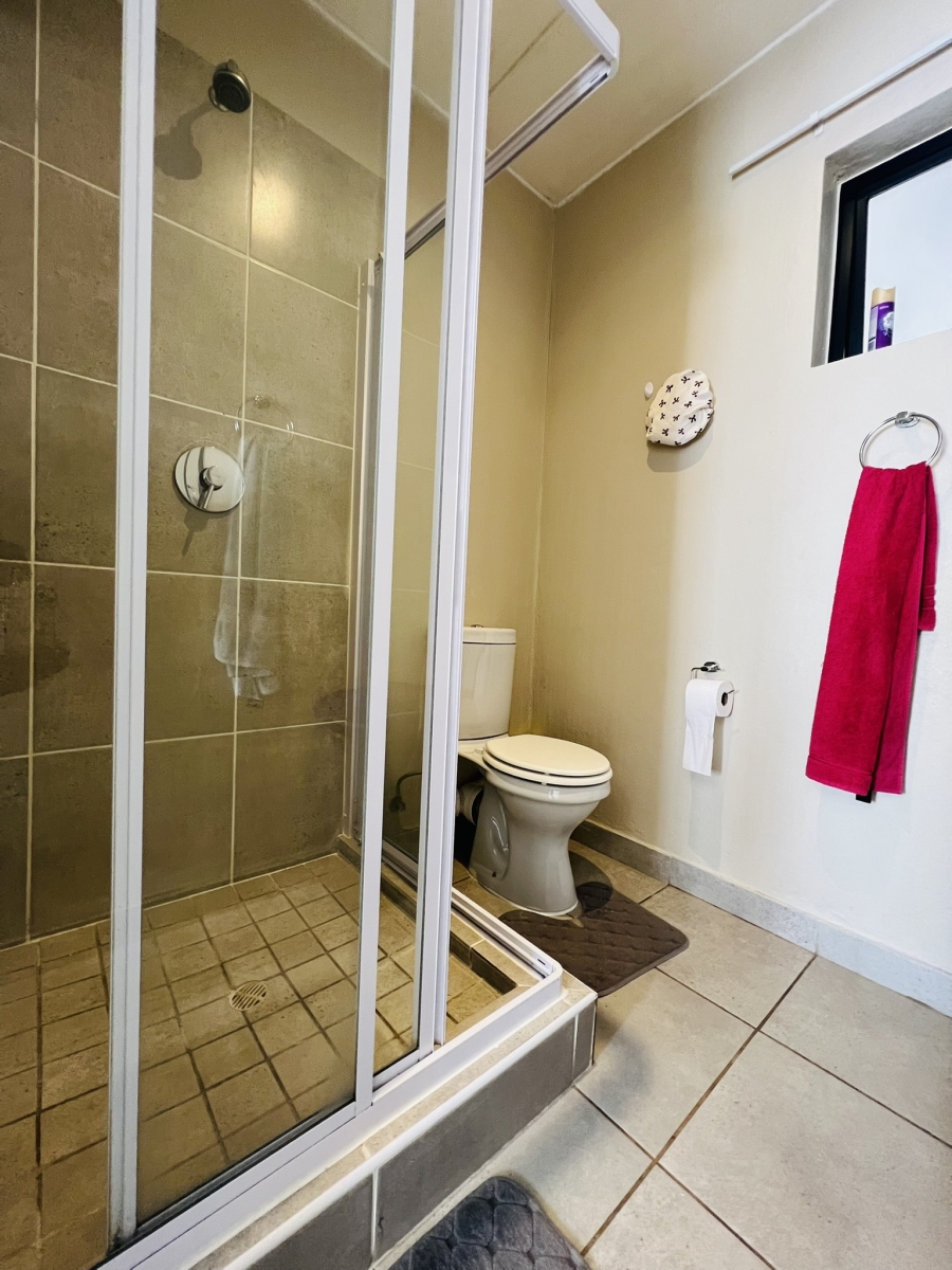 1 Bedroom Property for Sale in Whiteridge Gauteng