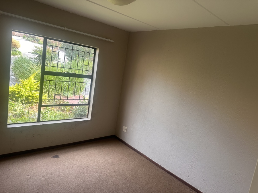 2 Bedroom Property for Sale in Amorosa Gauteng