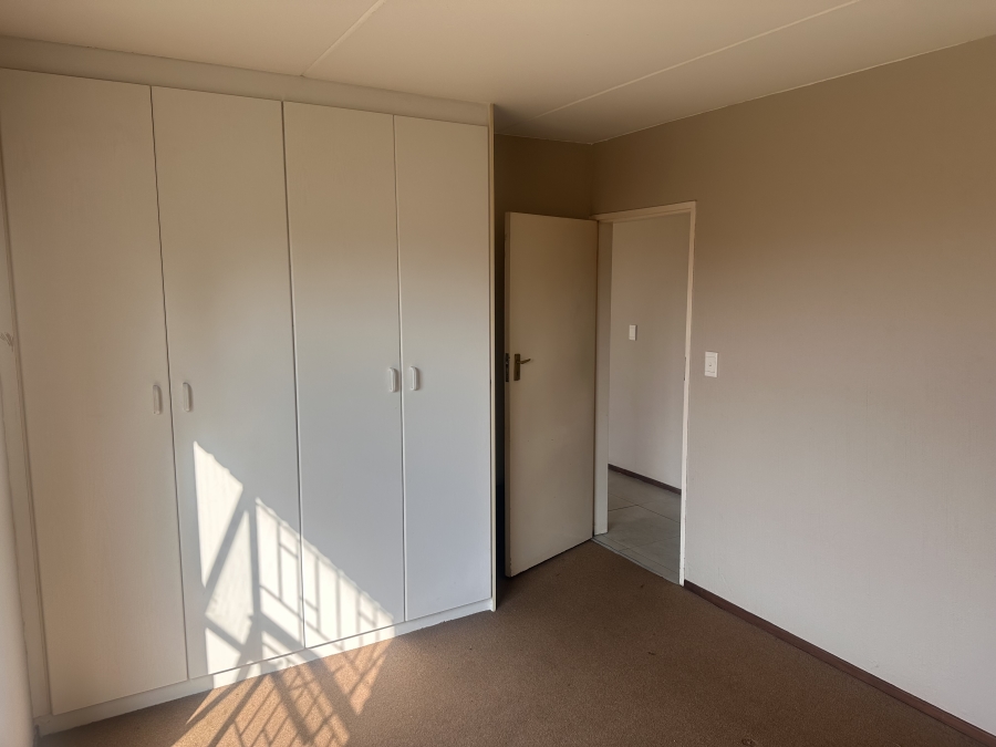 2 Bedroom Property for Sale in Amorosa Gauteng