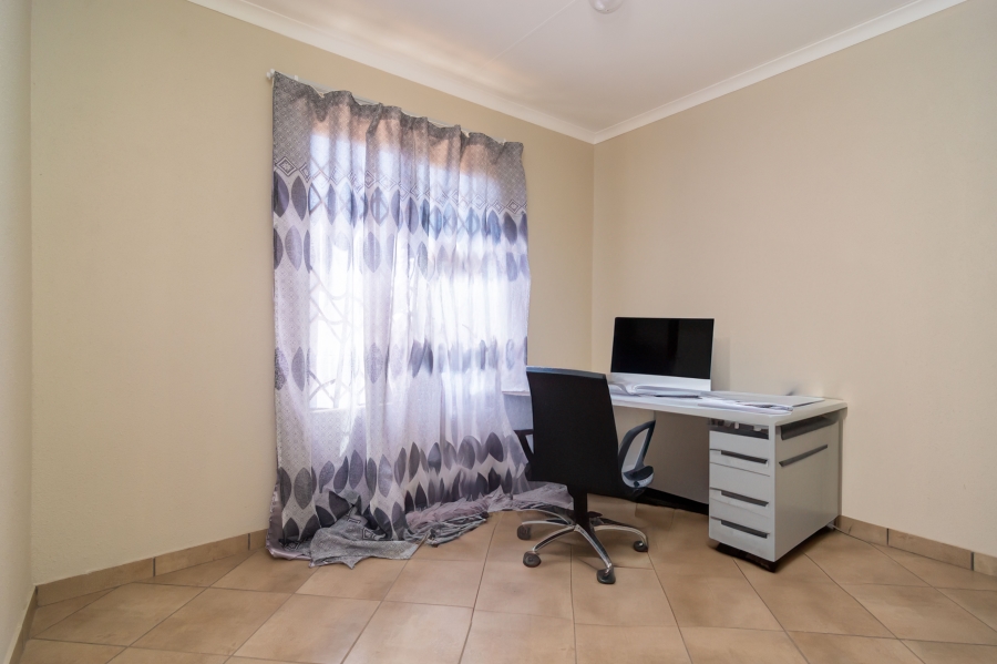 3 Bedroom Property for Sale in Wilfordon Gauteng