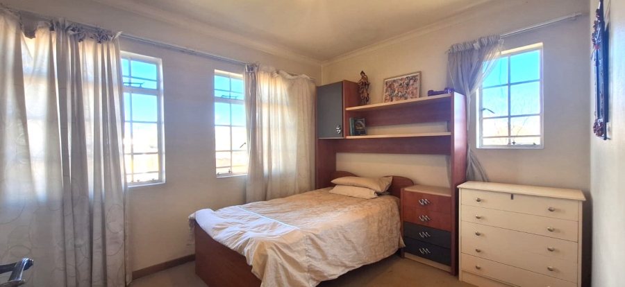 2 Bedroom Property for Sale in Bronberg Gauteng