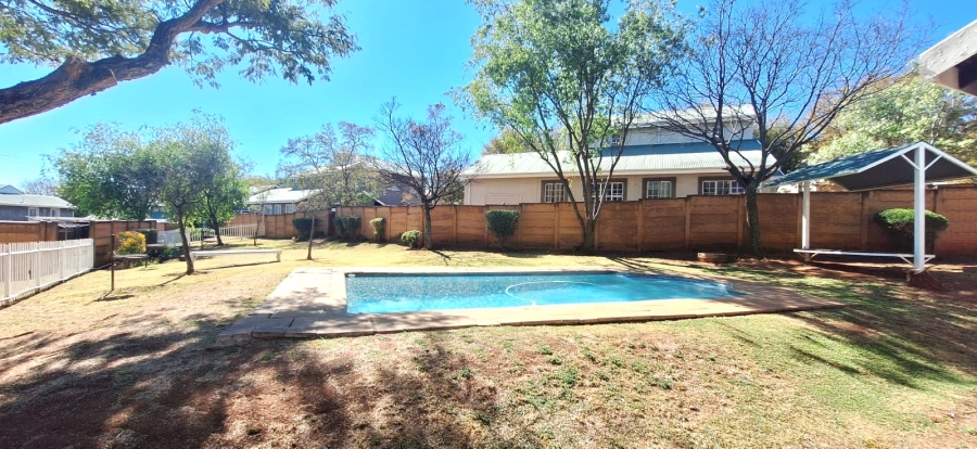2 Bedroom Property for Sale in Bronberg Gauteng