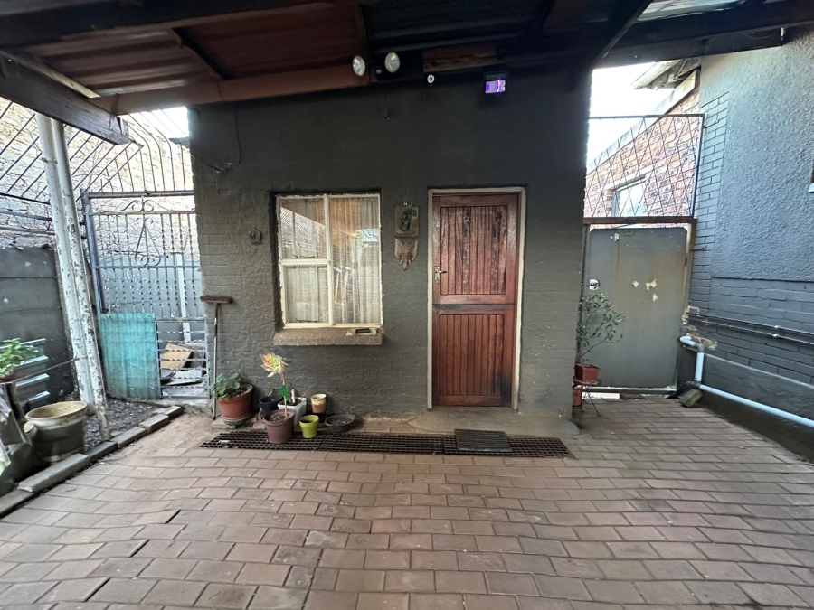 4 Bedroom Property for Sale in Whiteridge Gauteng