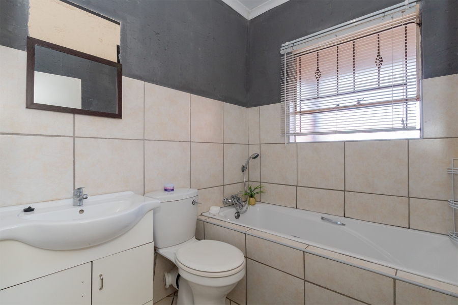2 Bedroom Property for Sale in Croydon Gauteng