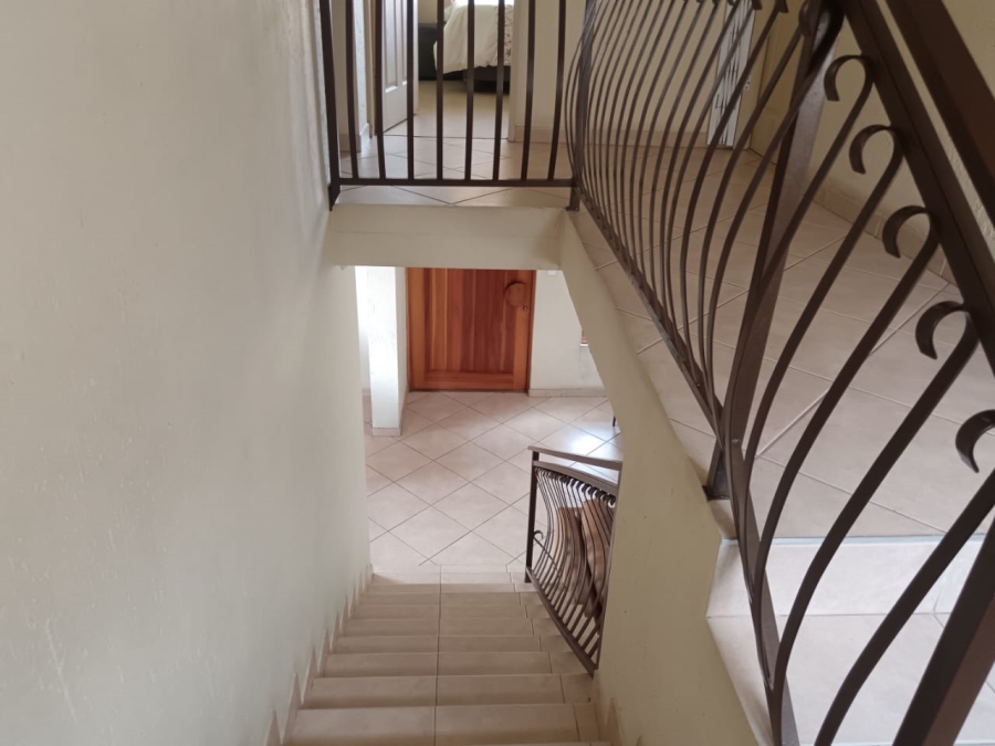 3 Bedroom Property for Sale in Sonneveld Gauteng