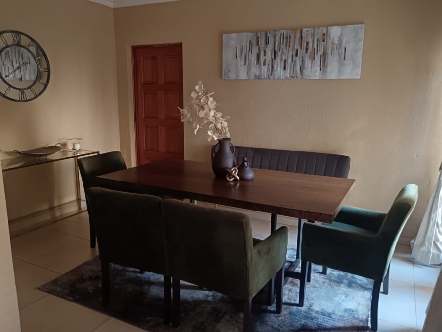 3 Bedroom Property for Sale in Sonneveld Gauteng