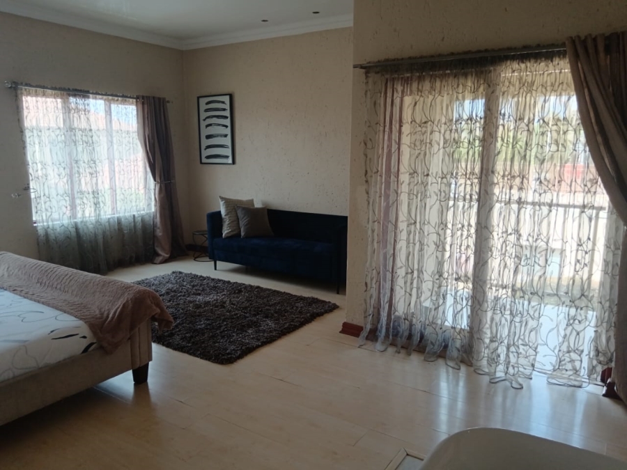 3 Bedroom Property for Sale in Sonneveld Gauteng